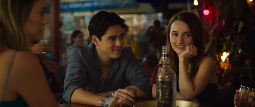 Billie Lourd (back to camera), Maxime Bouttier and Kaitlyn Dever in &quot;Ticket to Paradise.&quot; (Courtesy Universal Pictures)