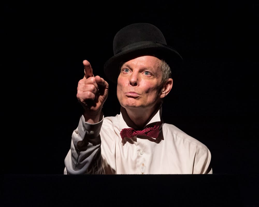 Bill Irwin Talks 'On Beckett,' Clowning and Reviews