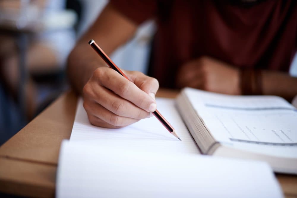 Massachusetts students' scores on a national reading and math exam plummeted during the pandemic - Vimarsana News