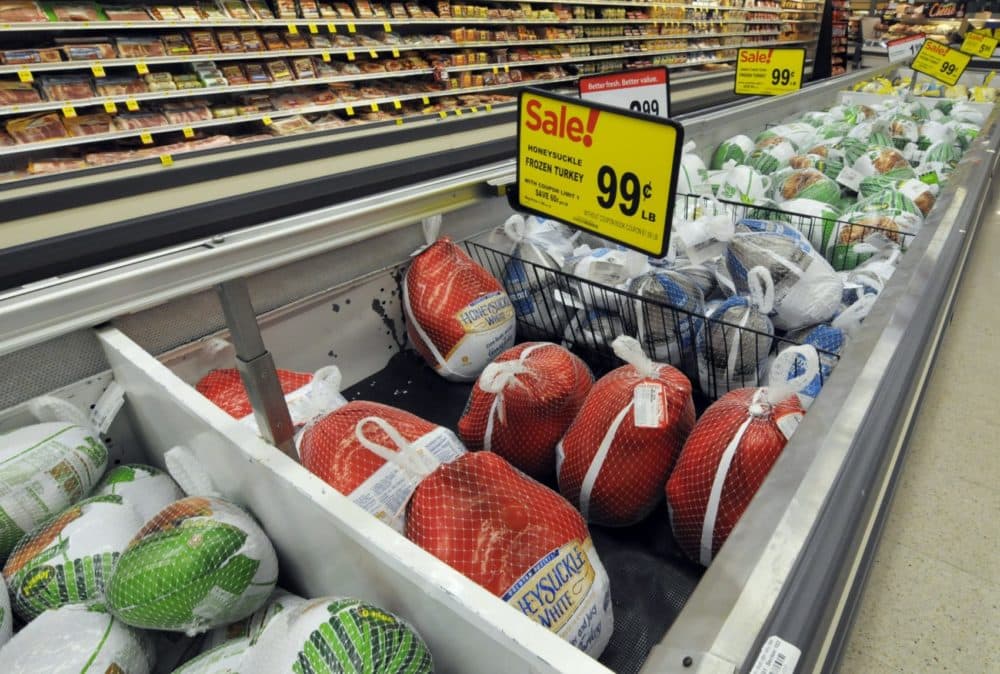 Local groups address Thanksgiving food insecurity - Vimarsana News