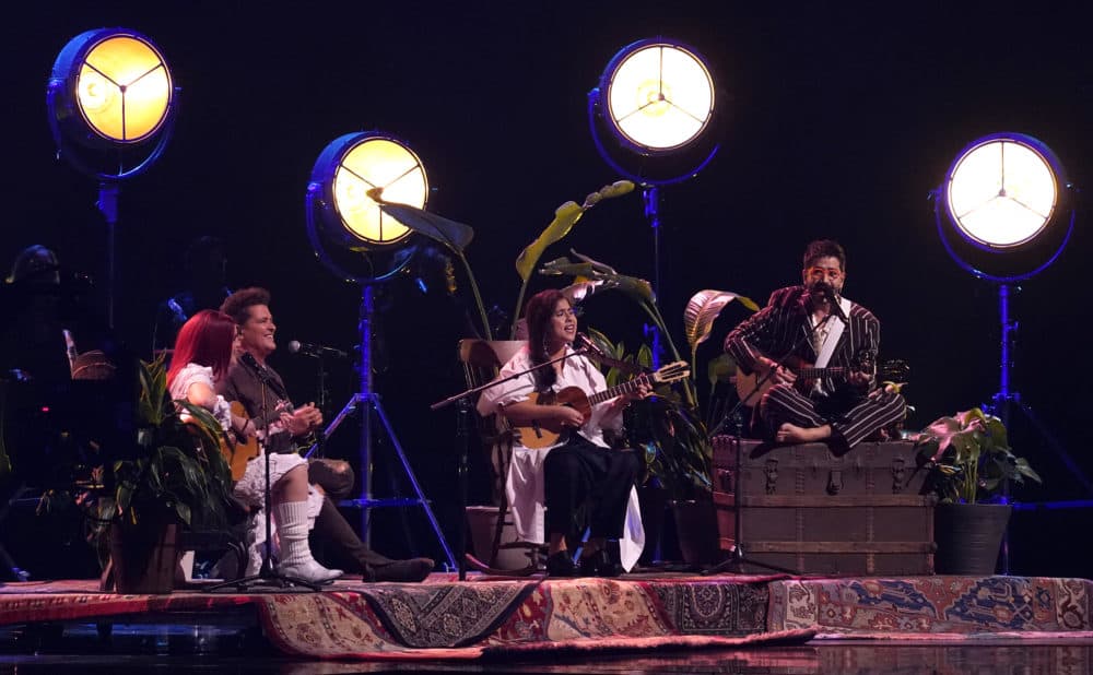 Nicole Zignago, from left, Carlos Vives, Silvana Estrada and Camillo perform &quot;Baloncito viejo&quot; at the 23rd annual Latin Grammy Awards. (Chris Pizzello/AP)