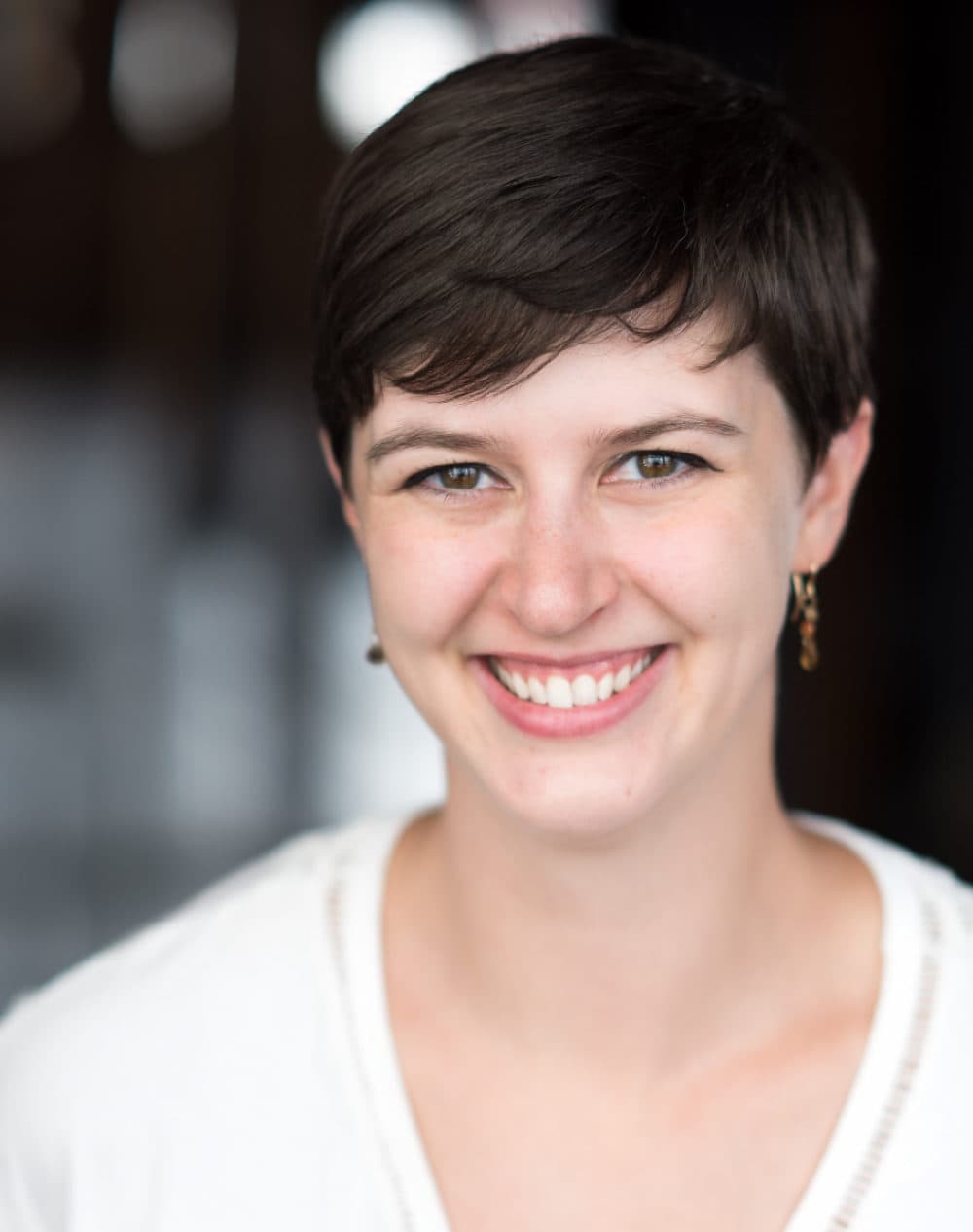 Headshot of Caitlin Terry