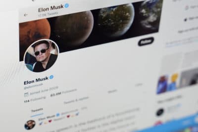 The Twitter page of Elon Musk is seen on the screen of a computer. (Eric Risberg/AP)