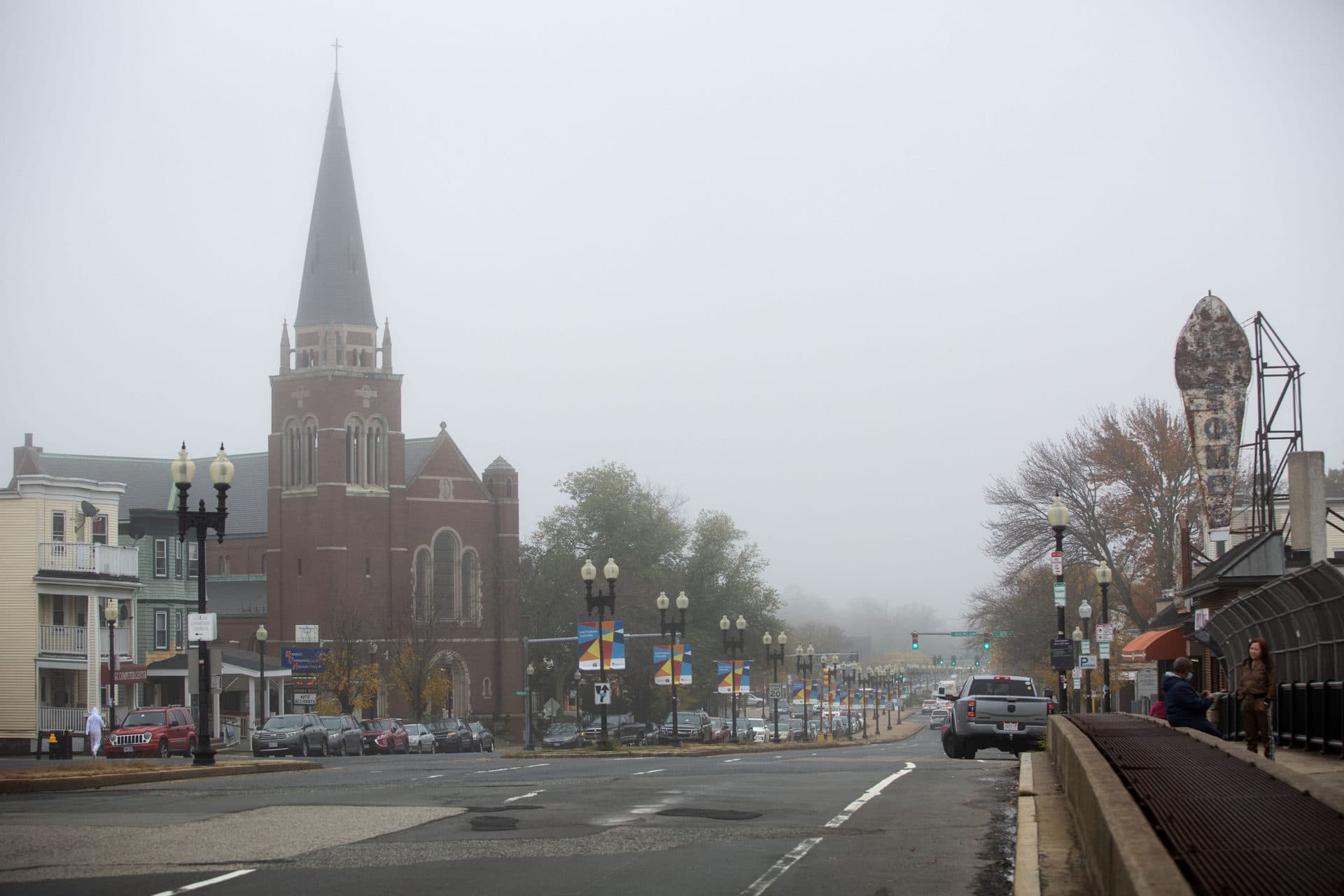 Blue Hill Avenue at Mattapan Square on a foggy fall morning. (Robin Lubbock/WBUR)
