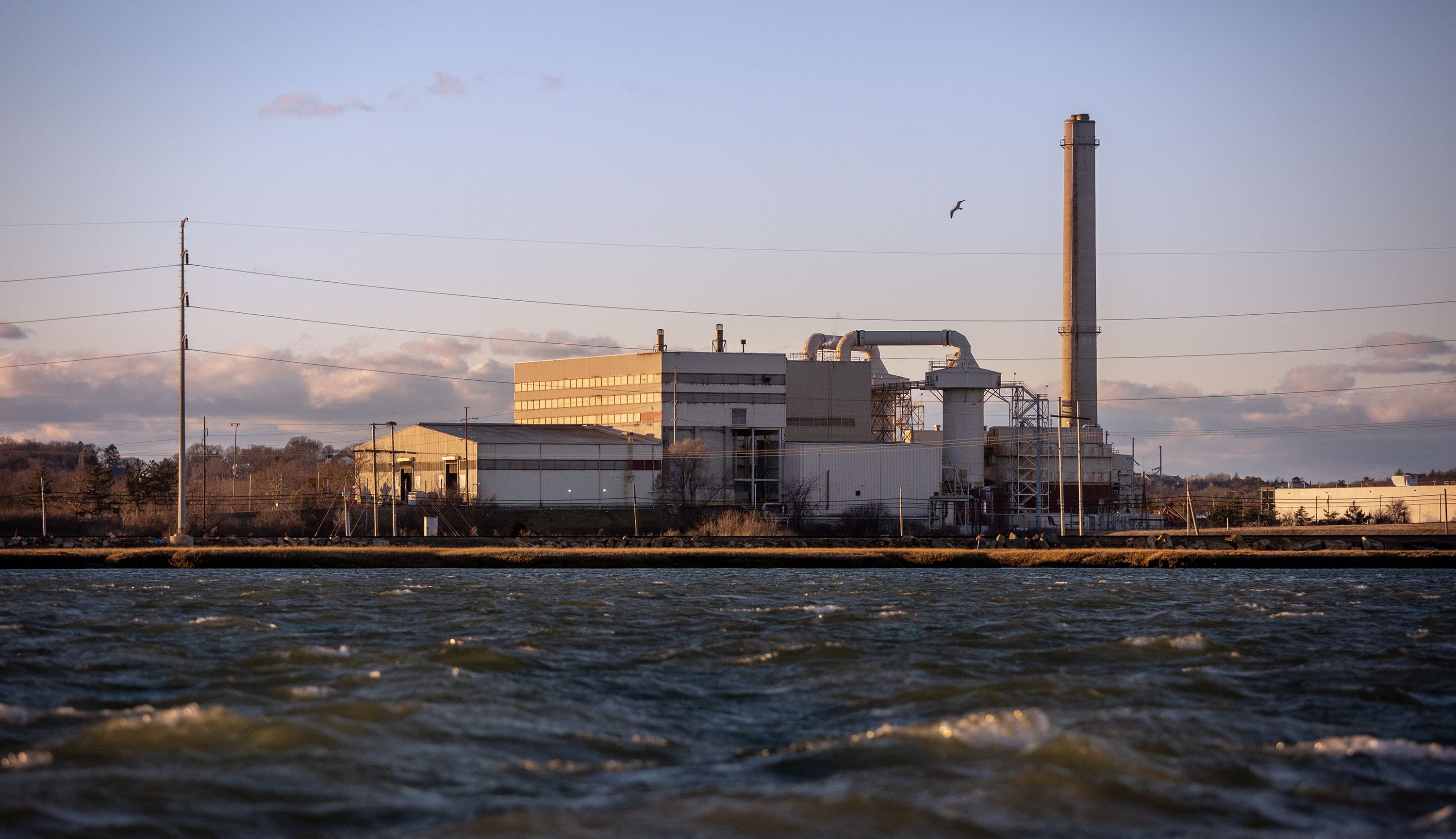 The WIN Waste incinerator in Saugus. (Robin Lubbock/WBUR)