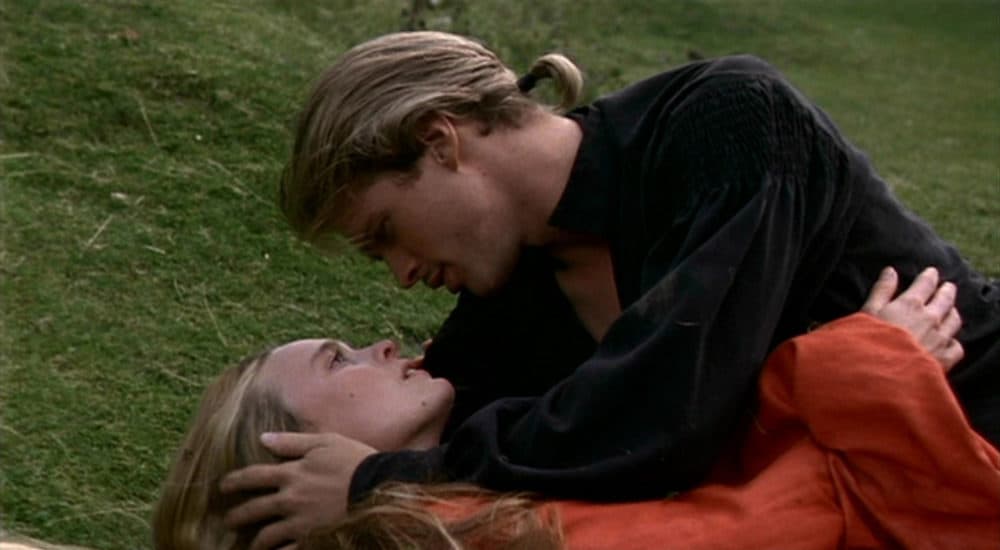 Cary Elwes and Robin Wright in 