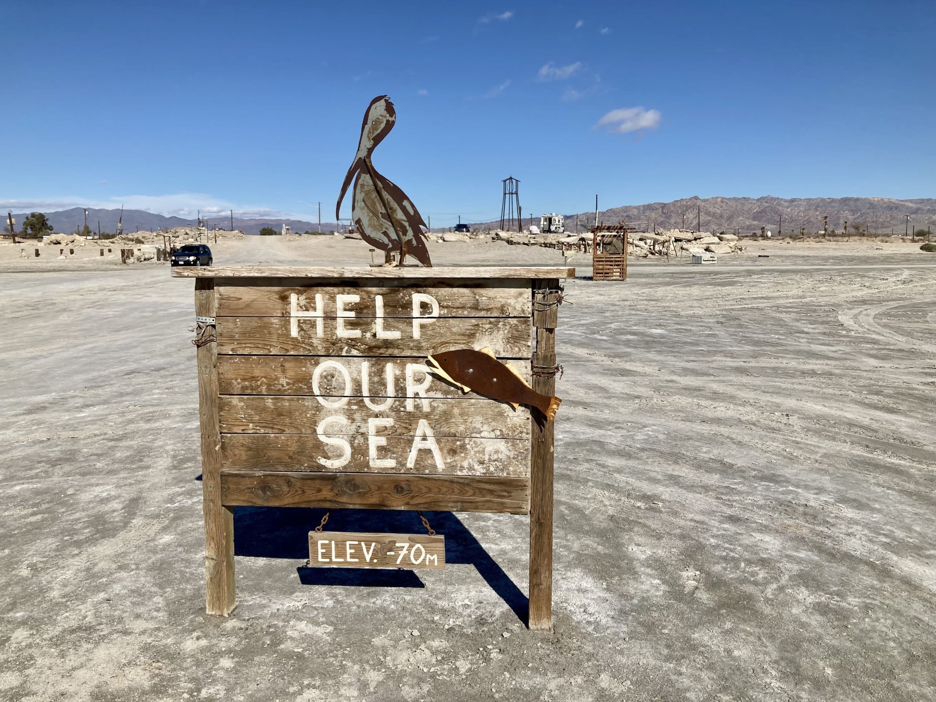 Dead Sea drying: A new low-point for Earth - BBC News