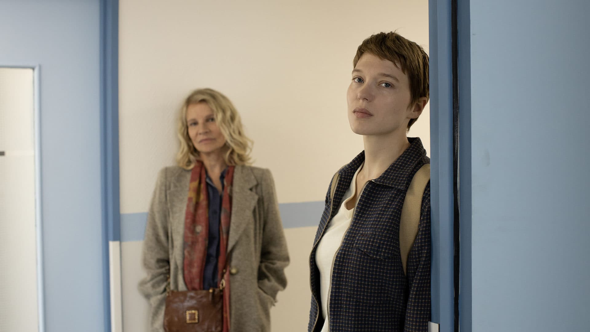 Léa Seydoux as Sandra, Nicole Garcia as Francoise in 