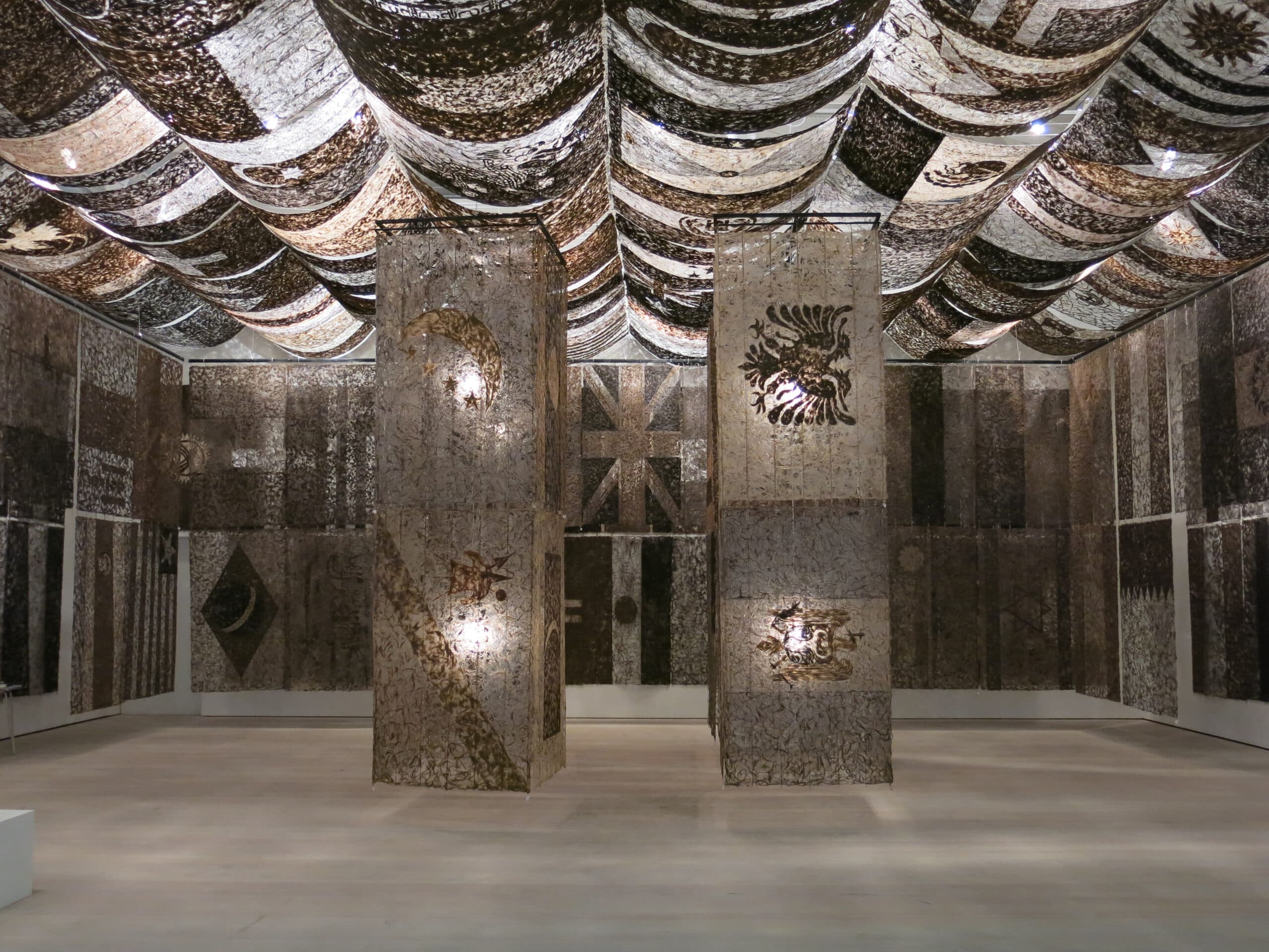 Gu Wenda, "united nations - man and space" (as installed at the Saatchi Gallery), 2014–2015. Human hair, glue and twine. (Courtesy Gu Wenda Studio and Peabody Essex Museum)