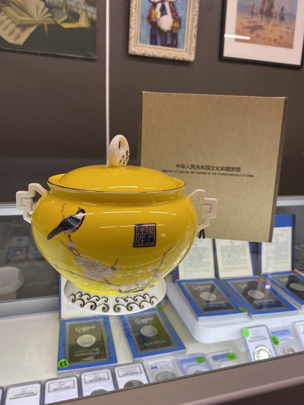 Evan's gift from the Consul General of the PRC in Chicago, Zhao Jian; a yellow vase. (Courtesy Evan Kail)