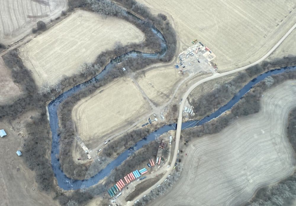 An aerial view of the Keystone oil spill cleanup operation. (Courtesy of the Environmental Protection Agency)