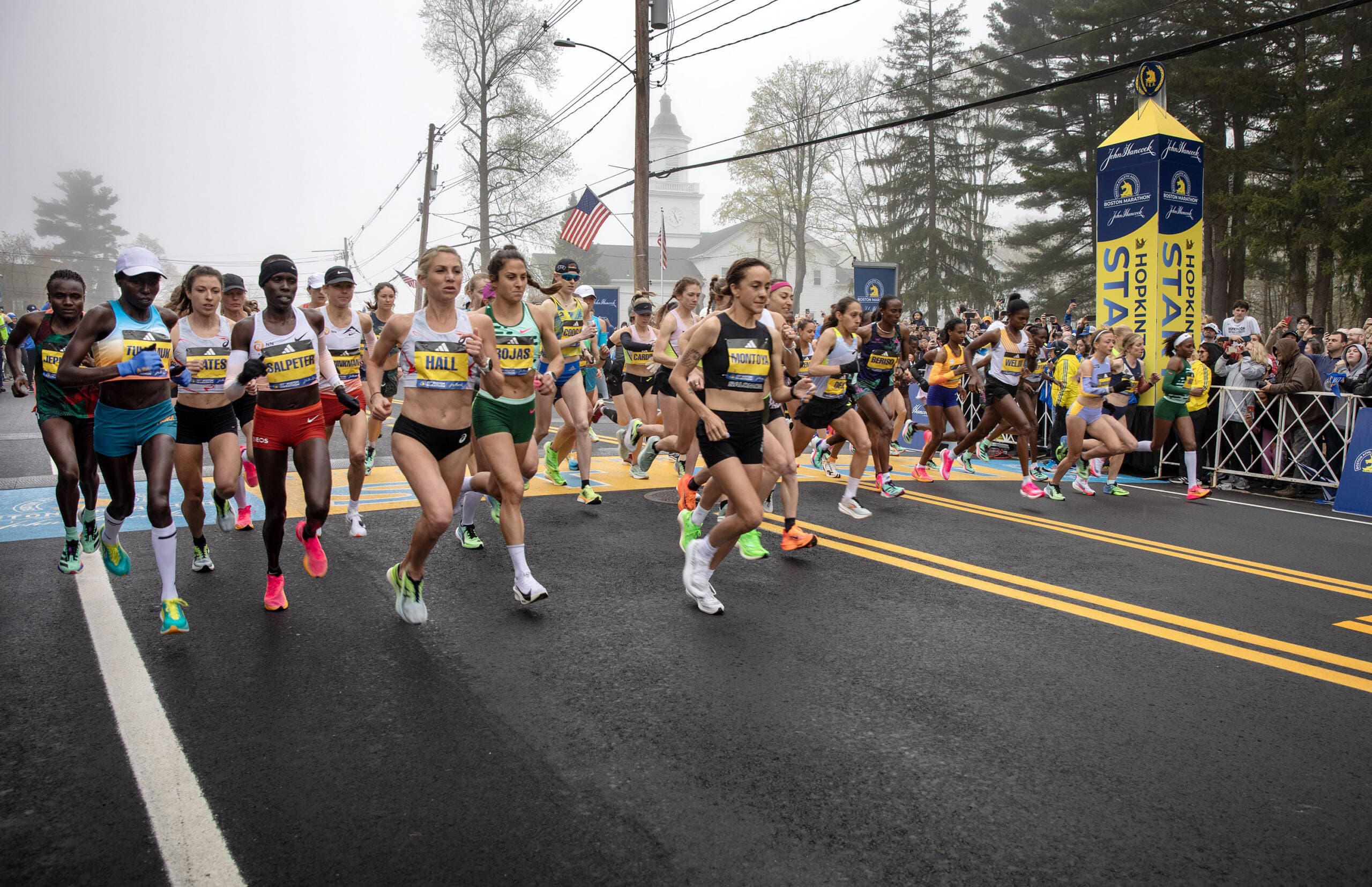 The women's professional field gets underway. (Robin Lubbock/WBUR)