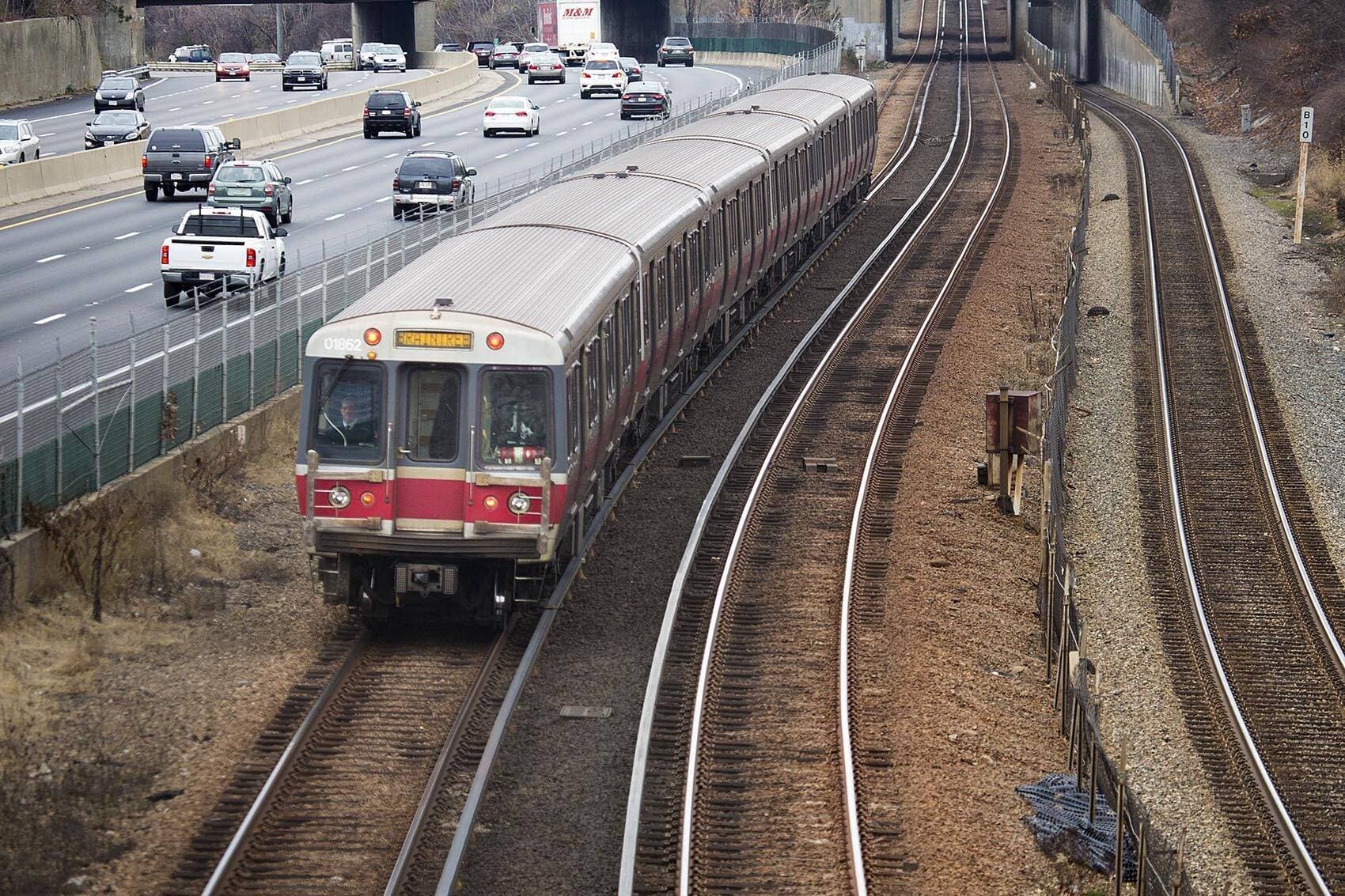 An MBTA Red Line train barrels down the tracks on its way to Braintree Station in 2015. (Jesse Costa/WBUR)