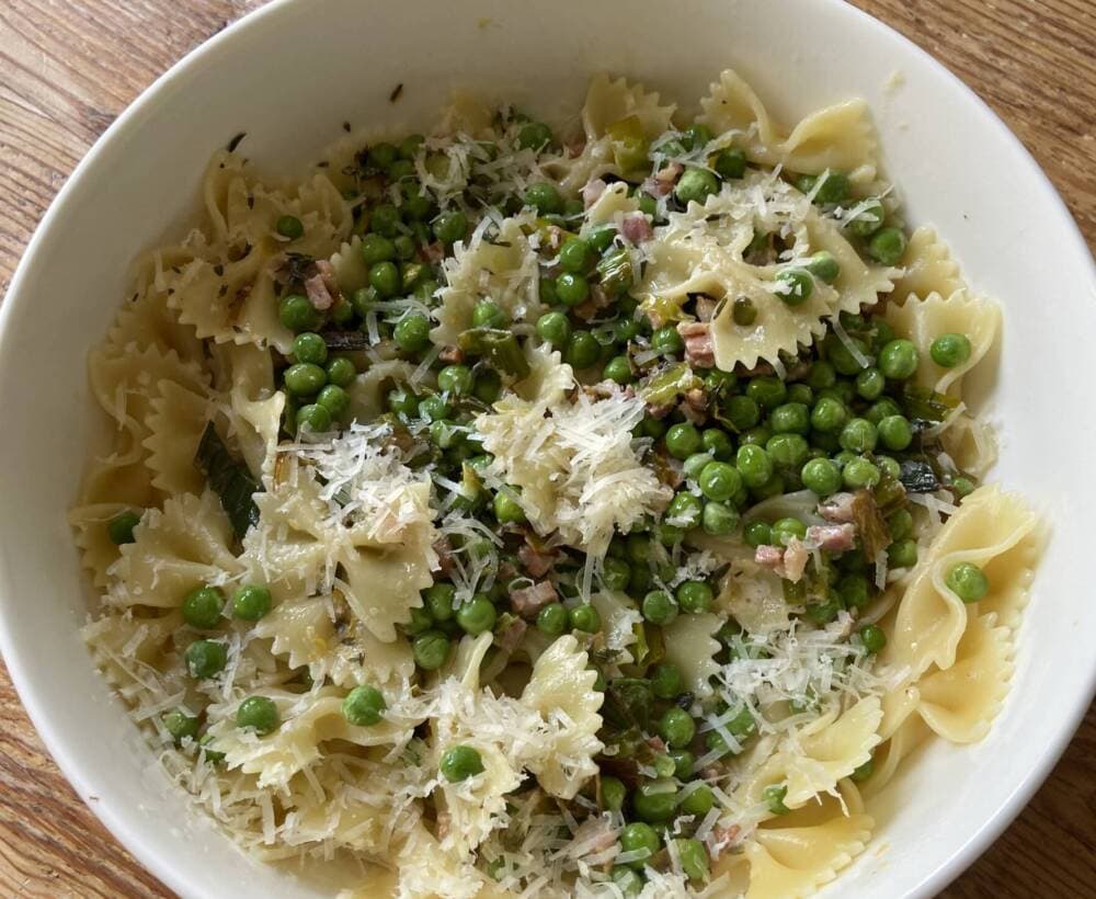 Farfalle with peas, pancetta and leeks. (Kathy Gunst/Here & Now)