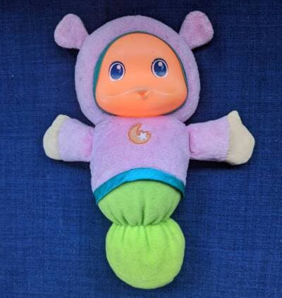 Endless Thread gets to the bottom of 'creepy' Glo Worm lullaby