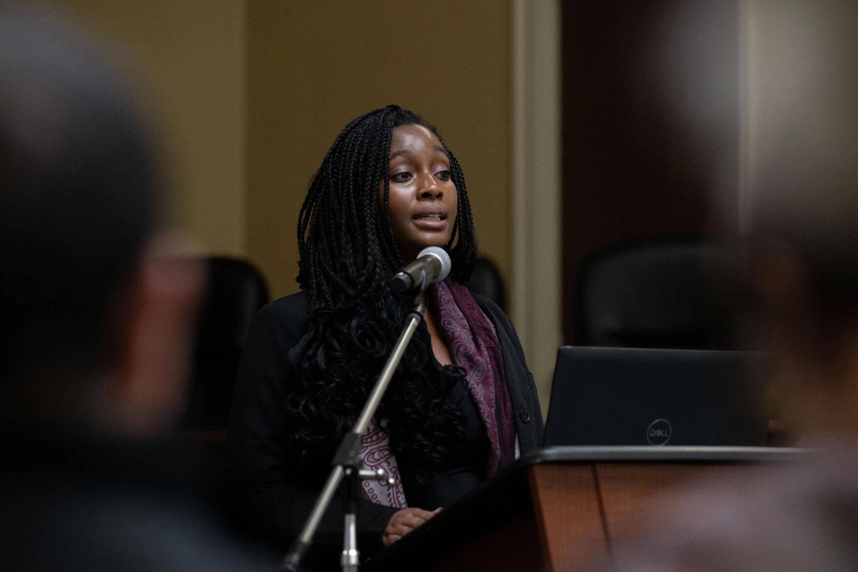 Doria Brown, energy manager of the city of Nashua, speaks on April 5, during a meeting about community power at City Hall in Nashua, N.H. (Raquel C. Zaldívar/New England News Collaborative)