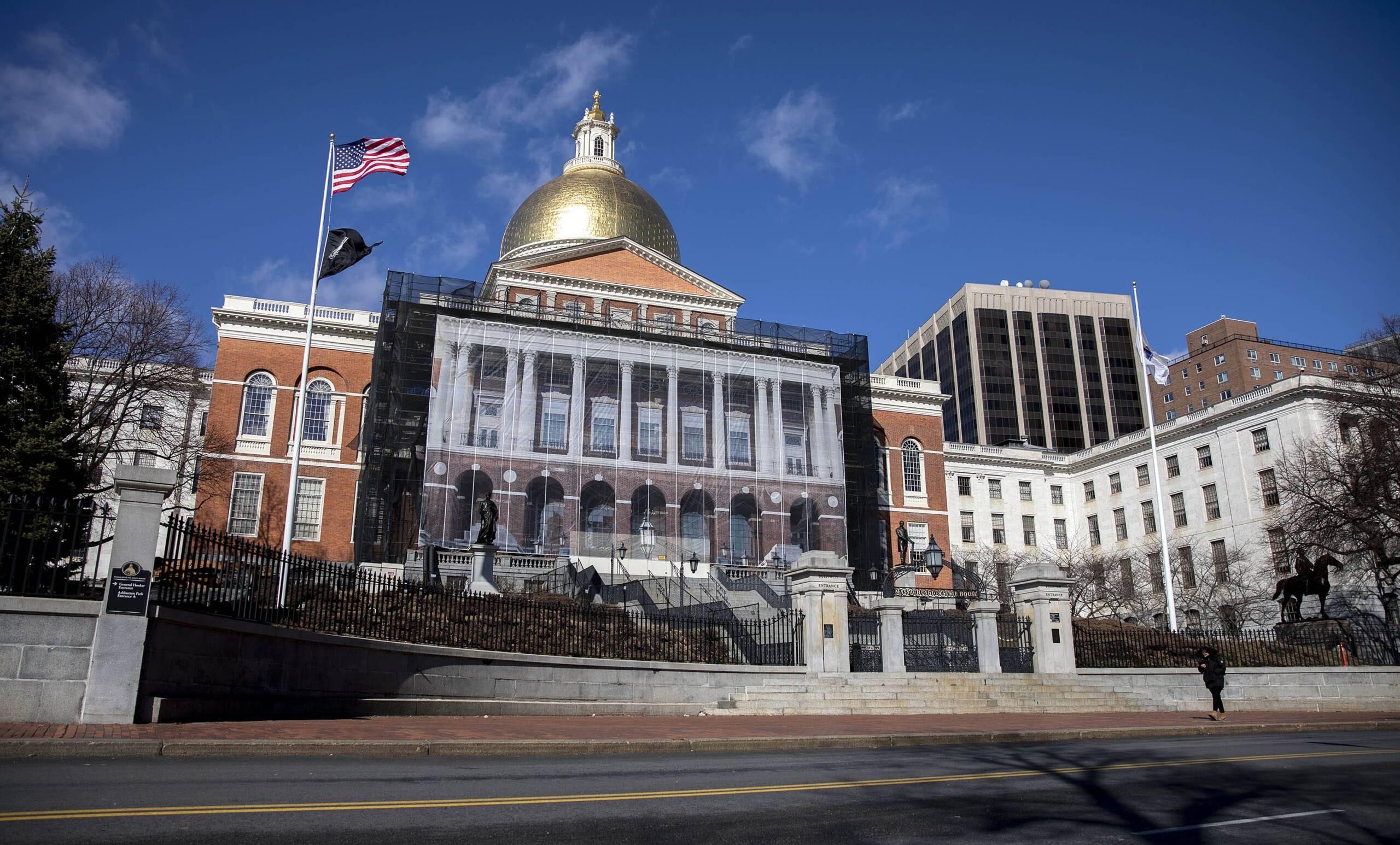 The Massachusetts State House on Beacon Hill, Boston. (Robin Lubbock/WBUR)