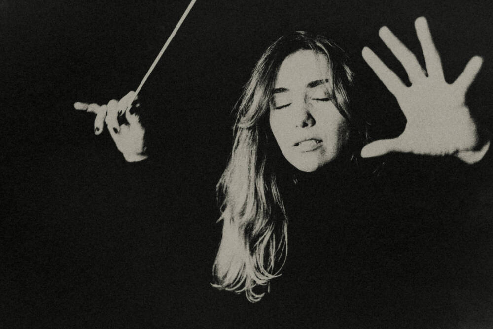 Portrait of a conductor in concert. (Getty)