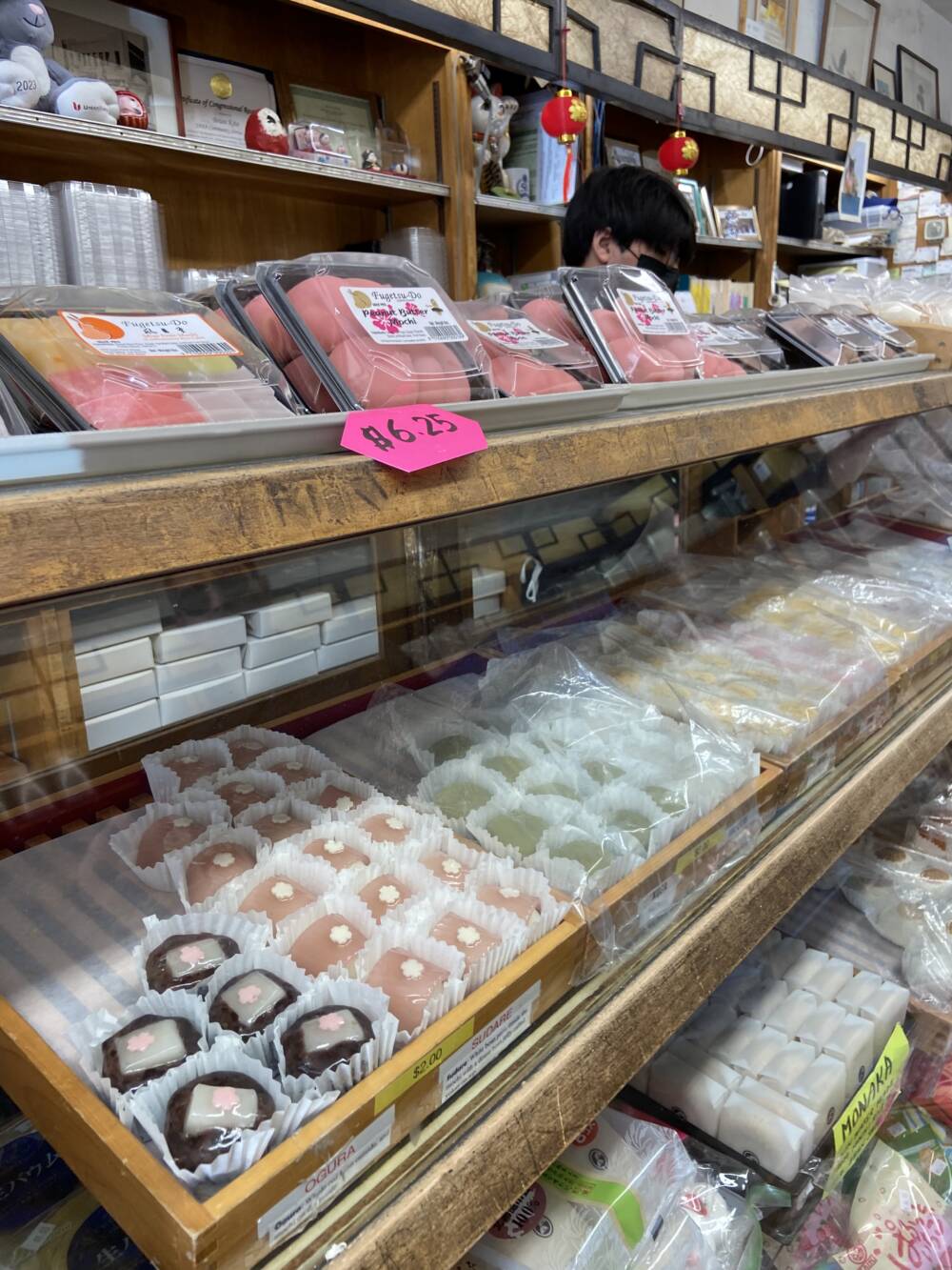 A variety of mochi at Fugetsu-Do (Kathy Gunst/Here & Now)