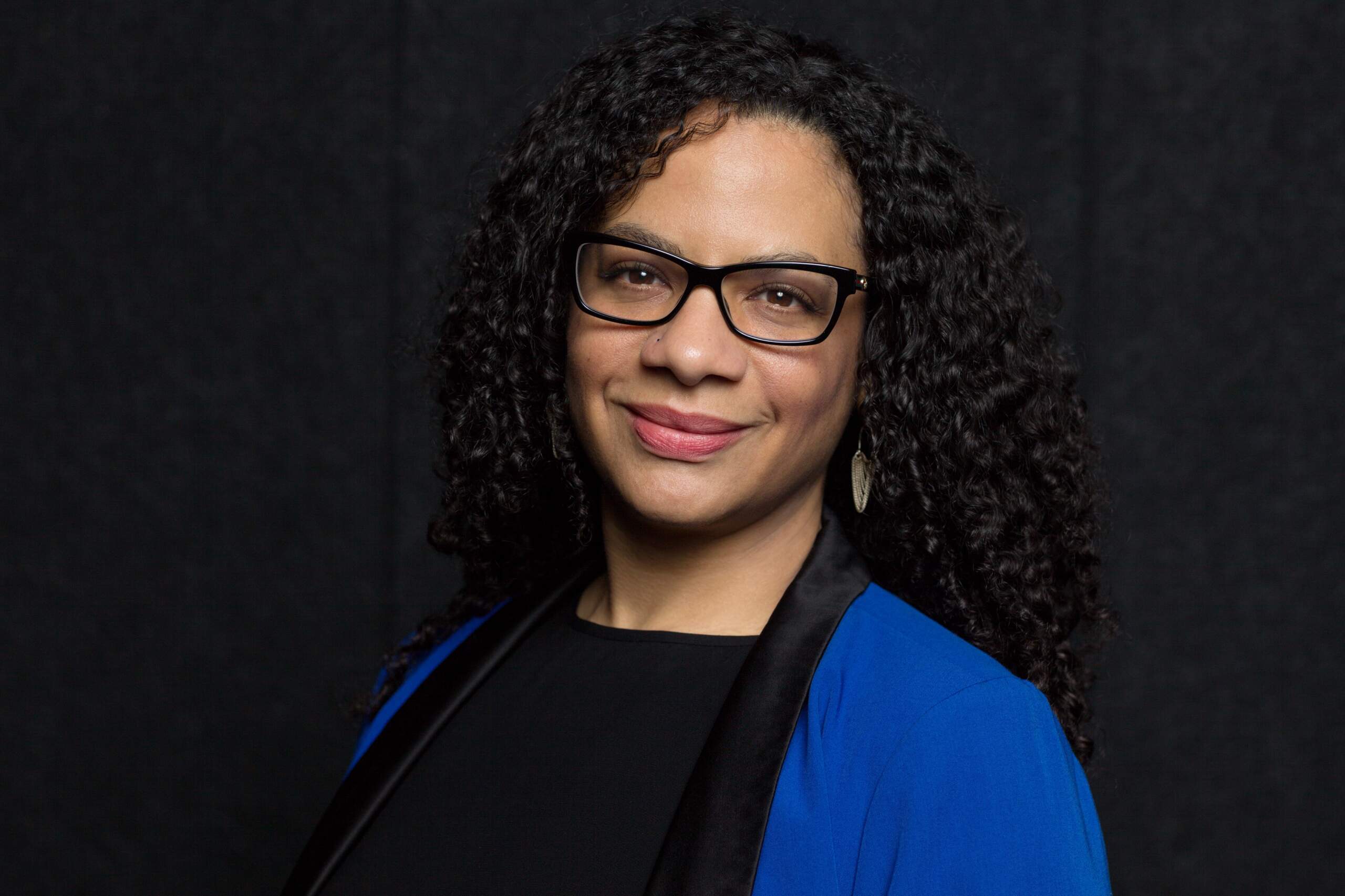 Headshot of Dawn Meredith Simmons