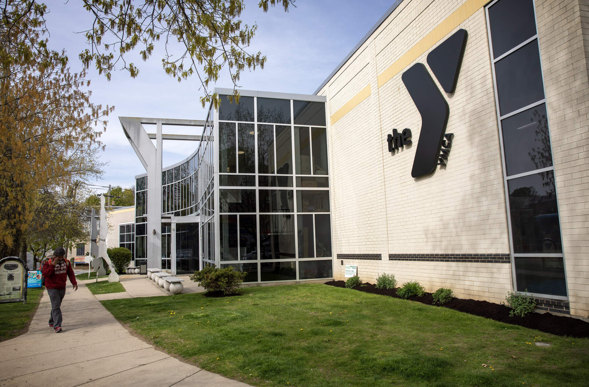 The YMCA in Brighton's Oak Square. (Robin Lubbock/WBUR)