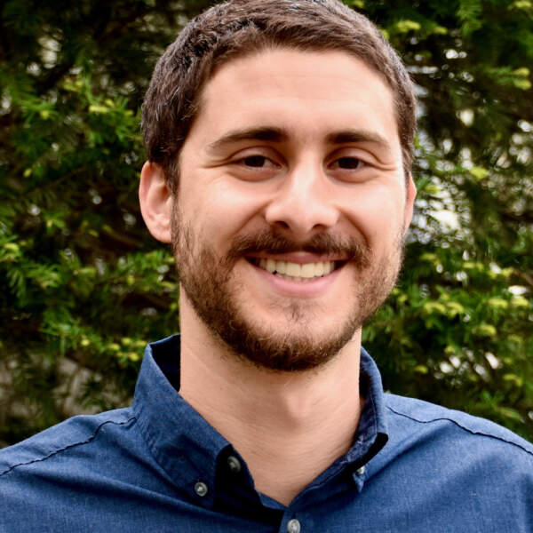 Headshot of Daniel Ackerman