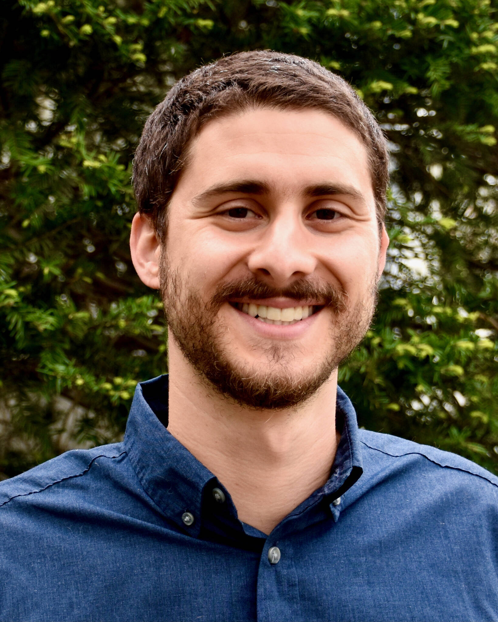 Headshot of Daniel Ackerman