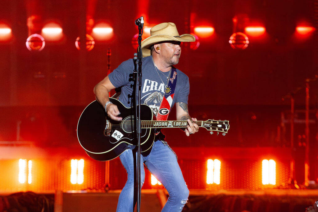 Jason Aldean is giving country music a bad name 