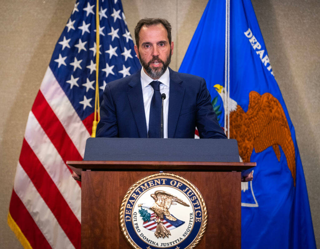 The best outcome for Trump and American democracy? Consider a plea deal