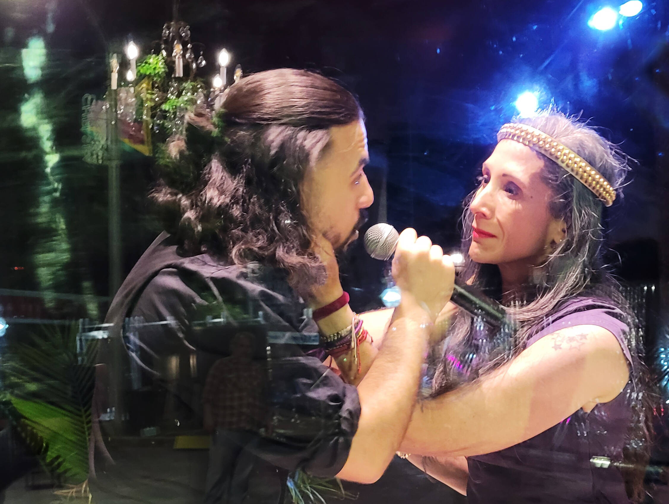 Armando Rivera as Hamlet confronts Paola Ferrer as Gertrude in Apollinaire's outdoor production of "Hamlet." (Courtesy Danielle Fauteaux Jacques)