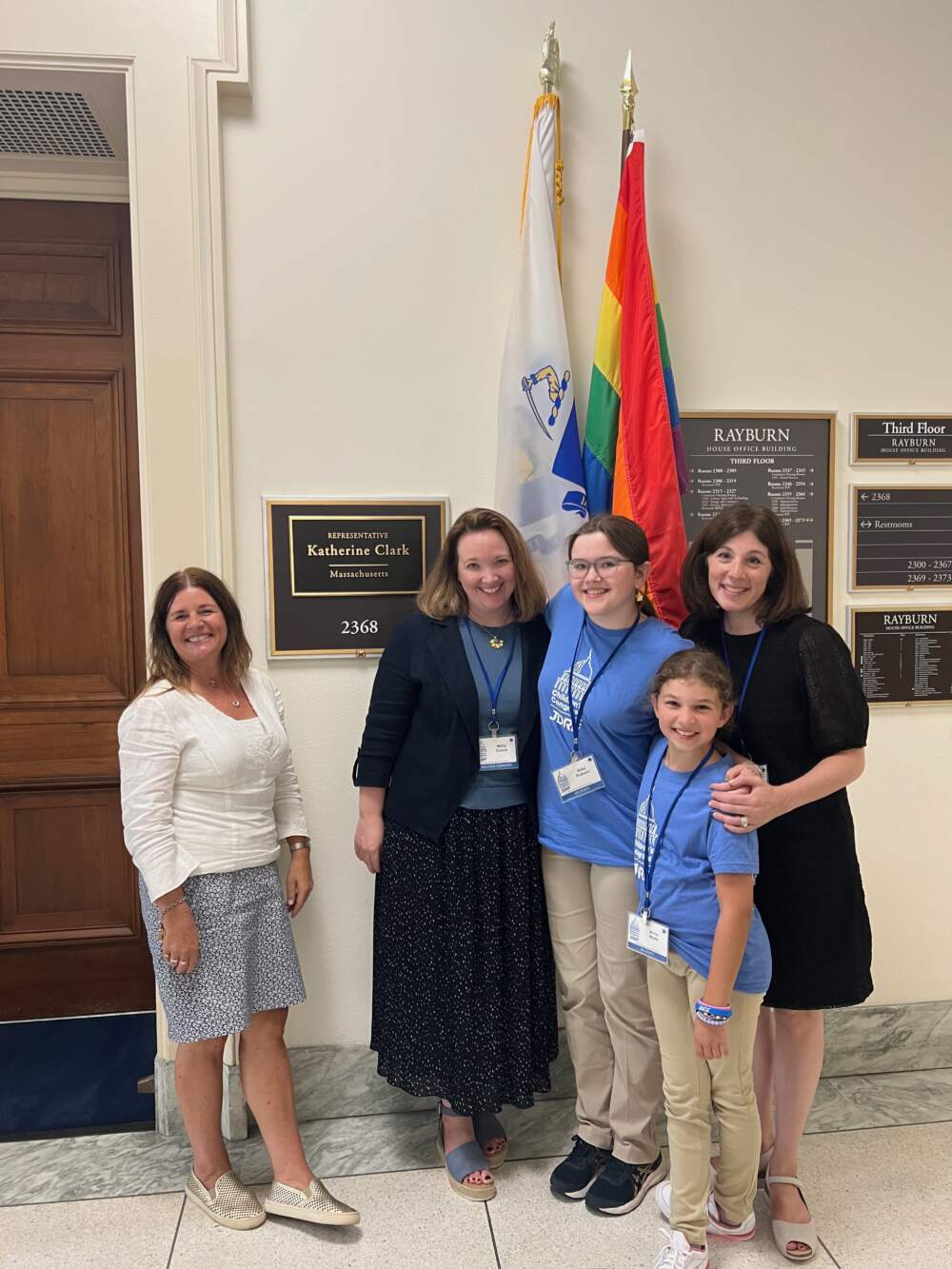 The author, center, in black, with her daughter Kate and two friends during an action day at the U.S. Capitol advocating for more support for juvenile diabetes. (Courtesy Molly Colvin)