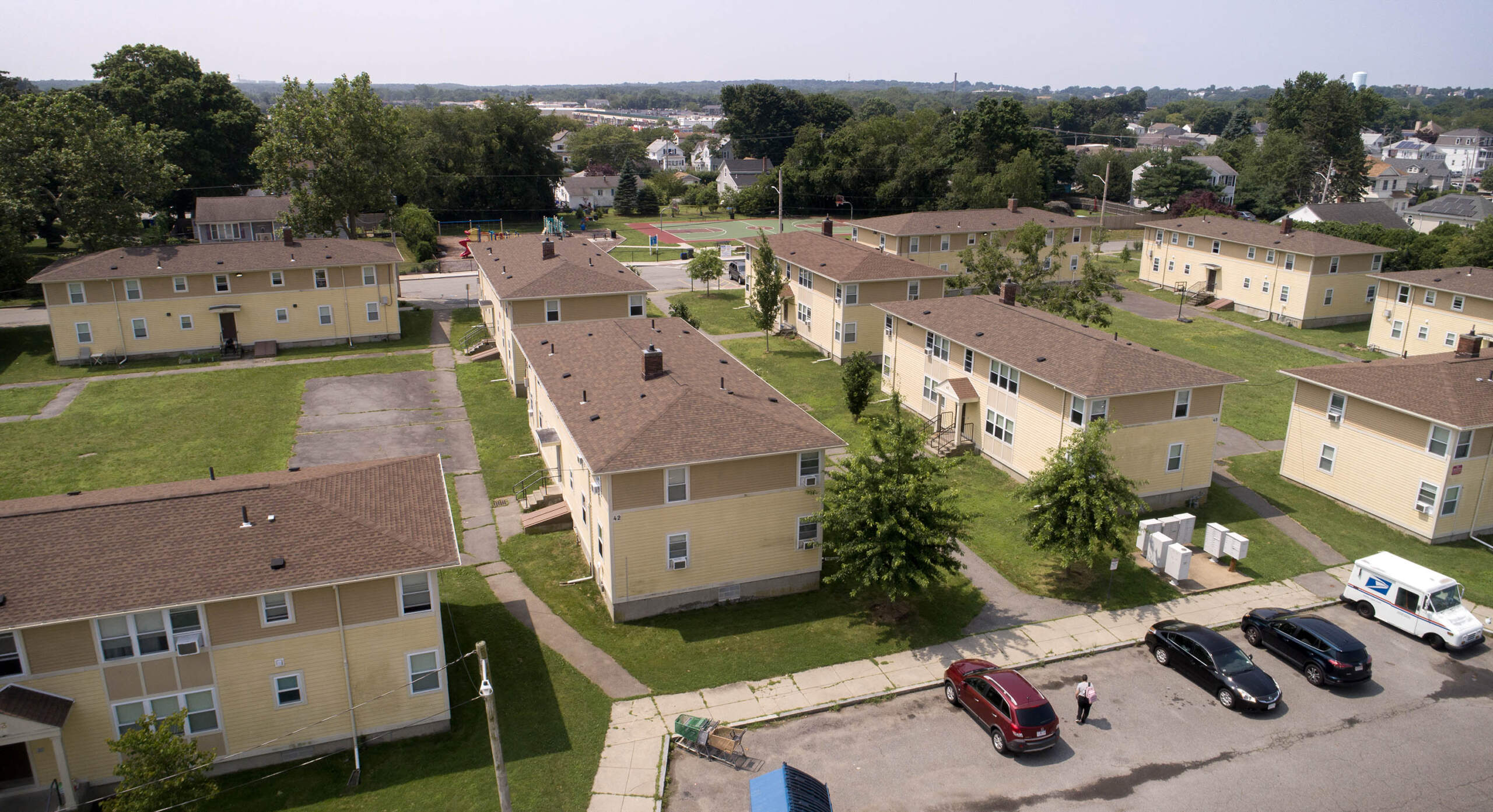 Mass. launches '90-day push' to fill vacancies in state public housing