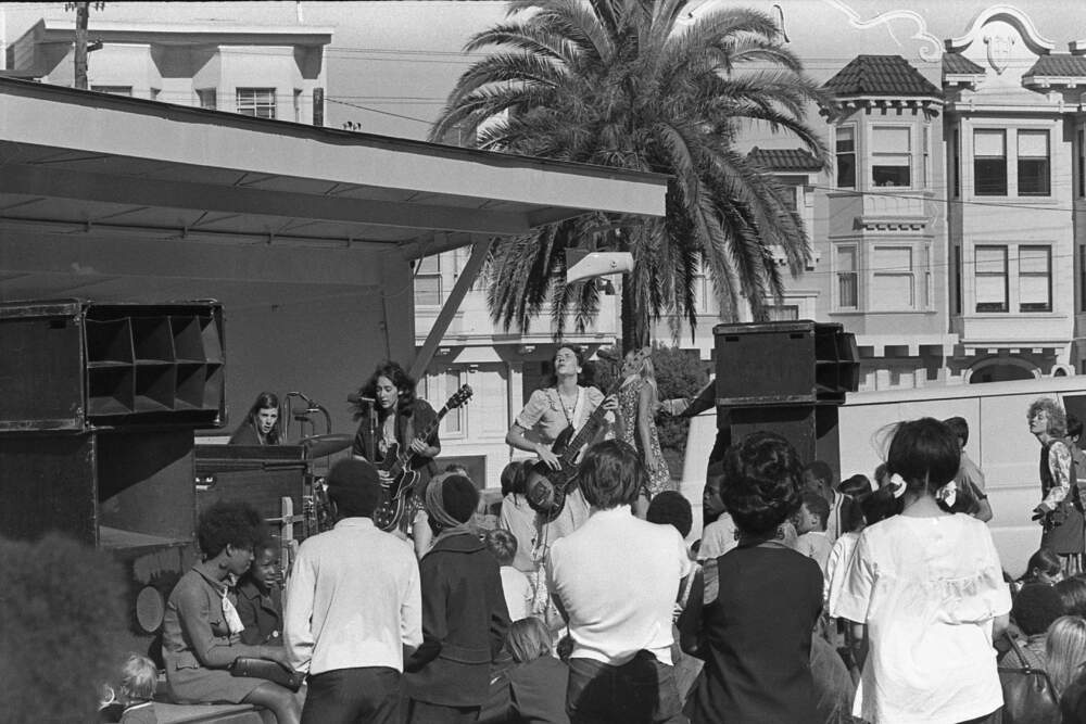 Ace of Cups performing in Dolores Park, San Francisco. (Courtesy High Moon Records)