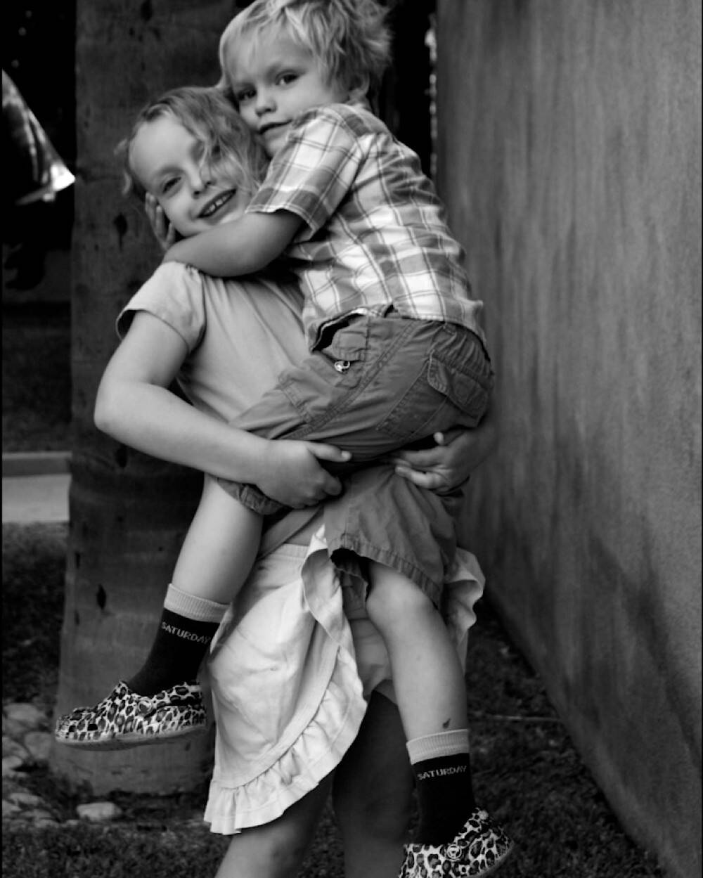 Ruby loved carrying Hart around, protecting him and taking care of him, says the author. "She also loved putting him in dresses and wigs. He always happily obliged." (Courtesy Colin Campbell)