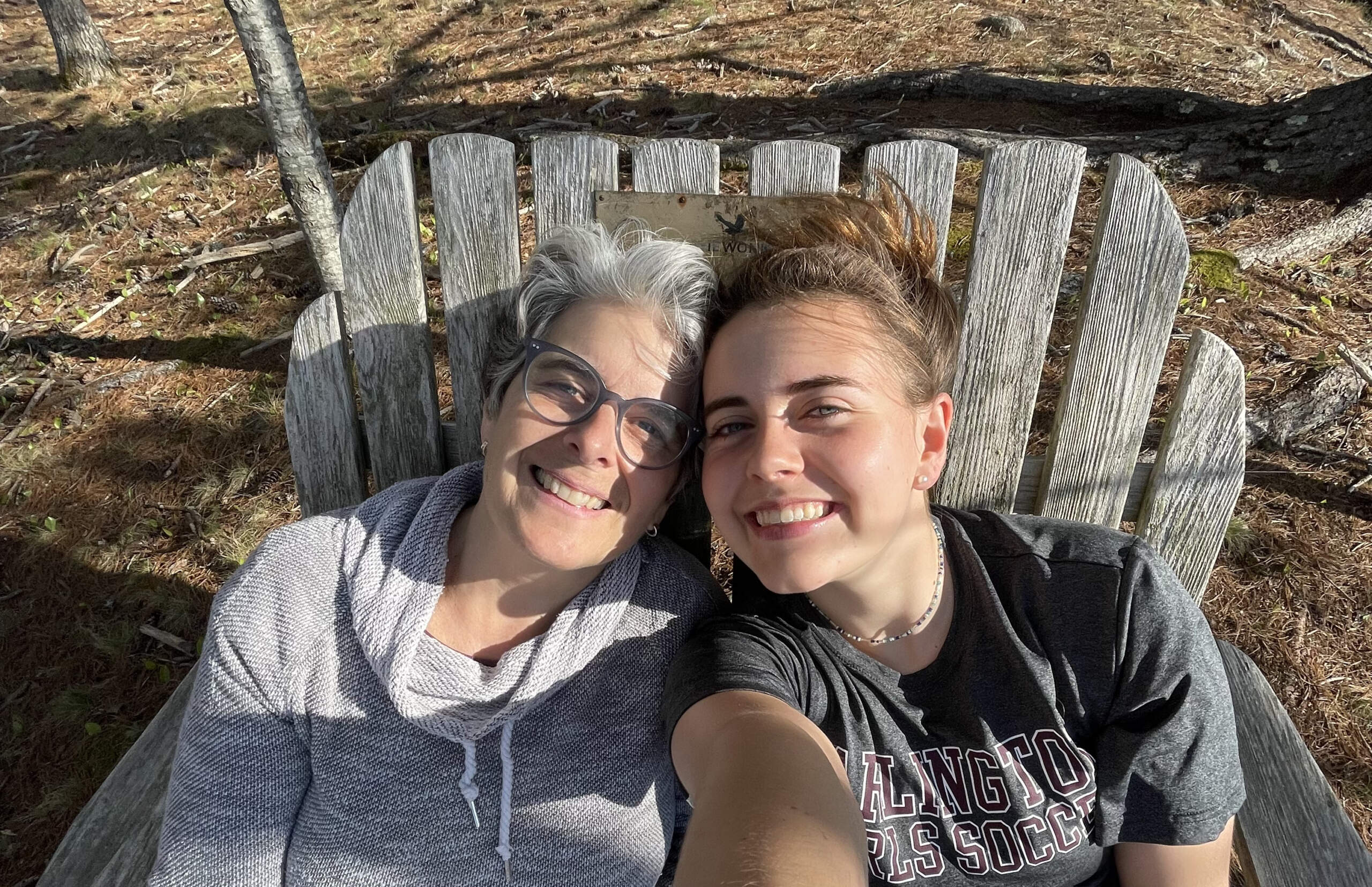 The author and her daughter. (Courtesy Oona Metz)