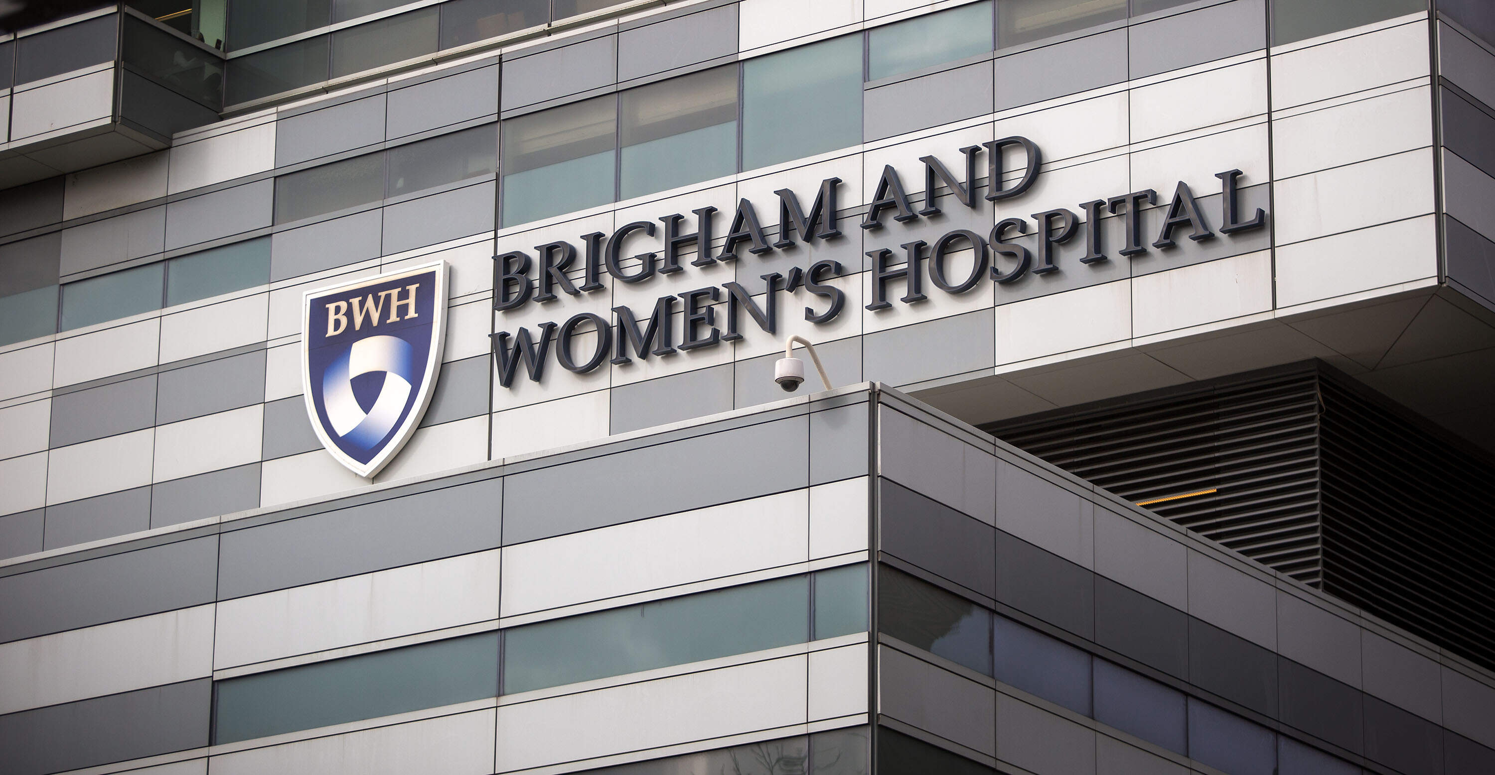 Brigham And Women's Hospital, Boston. (Robin Lubbock/WBUR)