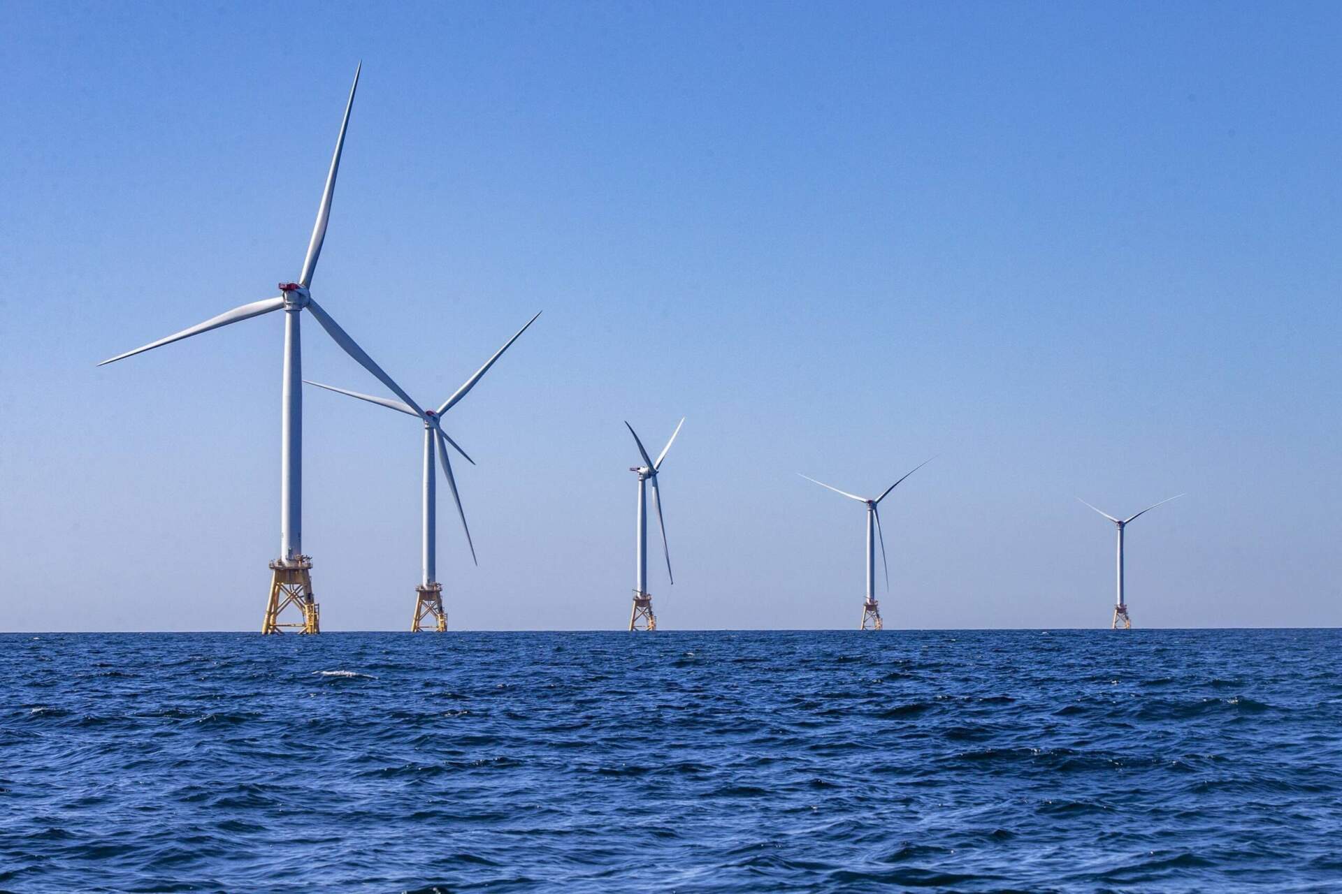 本日価格　WIND AND SEA　МA-１ Vineyard Wind 1 is finally fully built | Electrek
