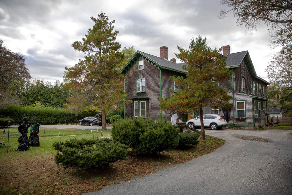 A house from New Bedford's whaling era, now converted into apartments on Cottage Street, is among Terra Incognita's investments in the city. (Robin Lubbock/WBUR)