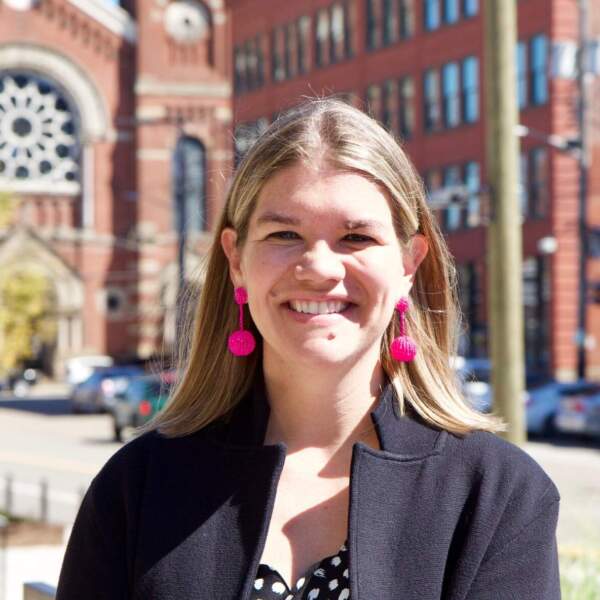 Headshot of Gina Pelusi