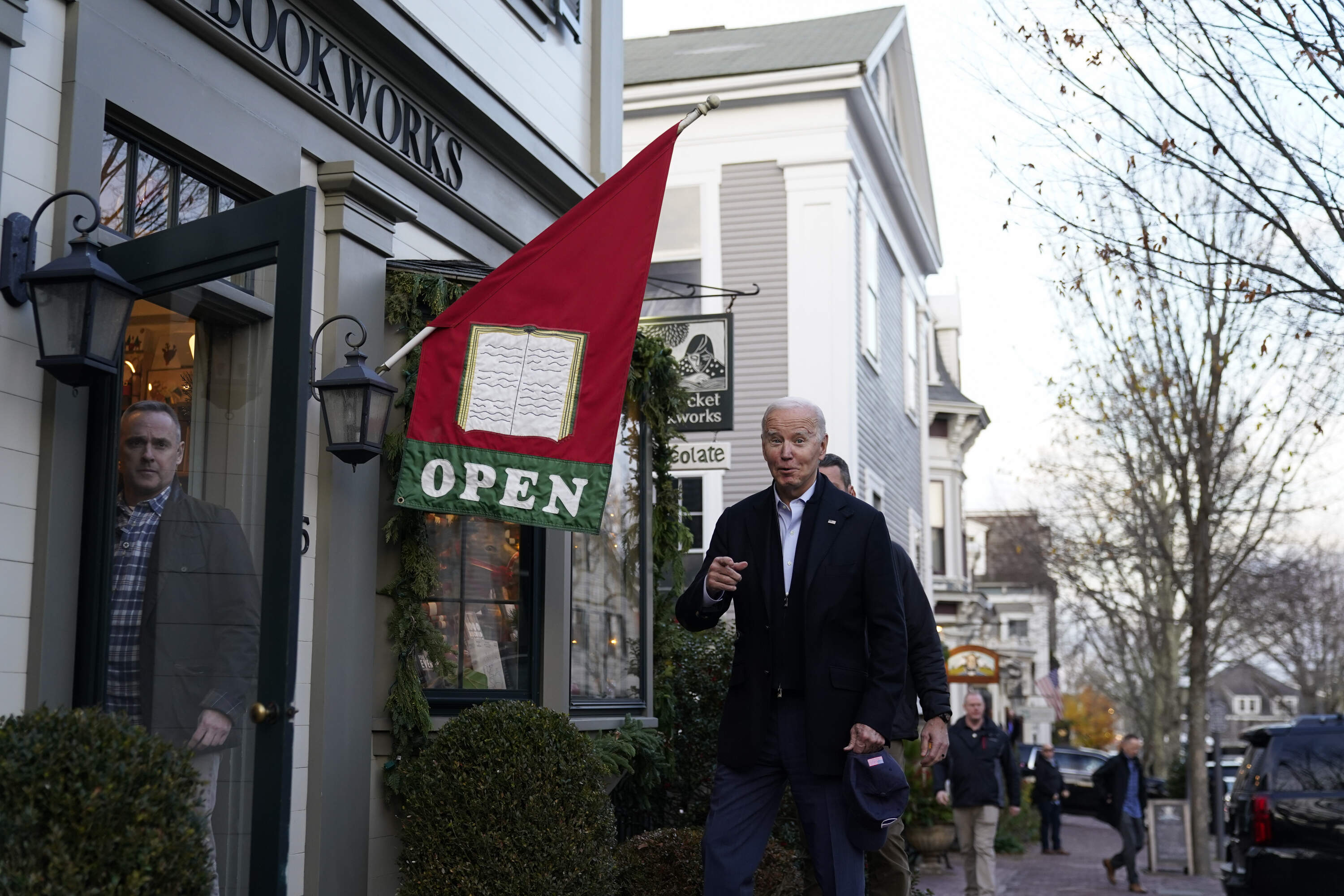 President Joe Biden visits shops in Nantucket, Mass., Friday, Nov. 24, 2023. (Stephanie Scarbrough/AP)