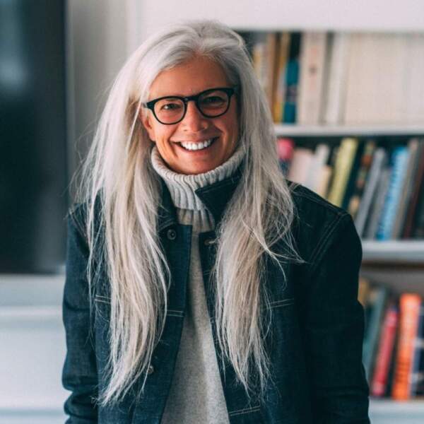 Headshot of Libby DeLana