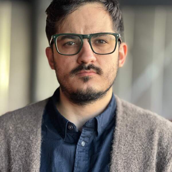 Headshot of Chris Barrios