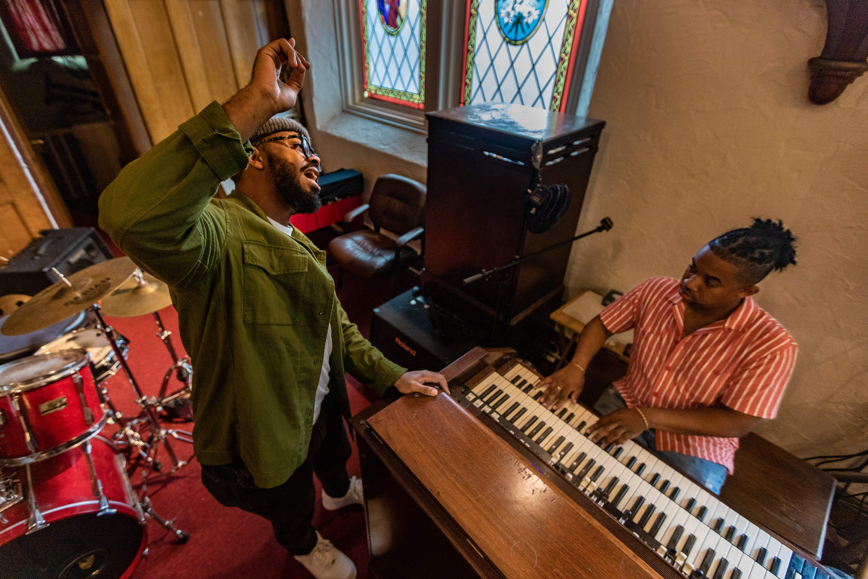 Singer Danny Rivera and organist Gavin Rushing perform at the Holy Tabernacle Church in Dorchester. (Jesse Costa/WBUR)