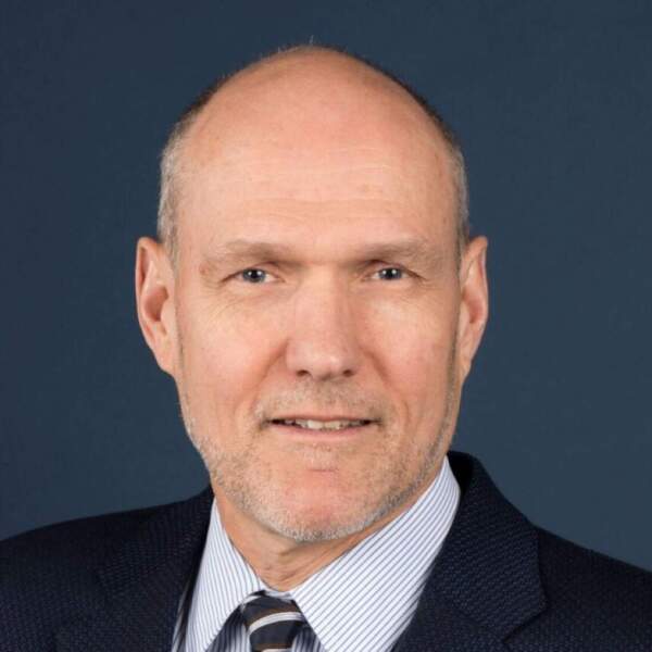 Headshot of Stephen M. Walt