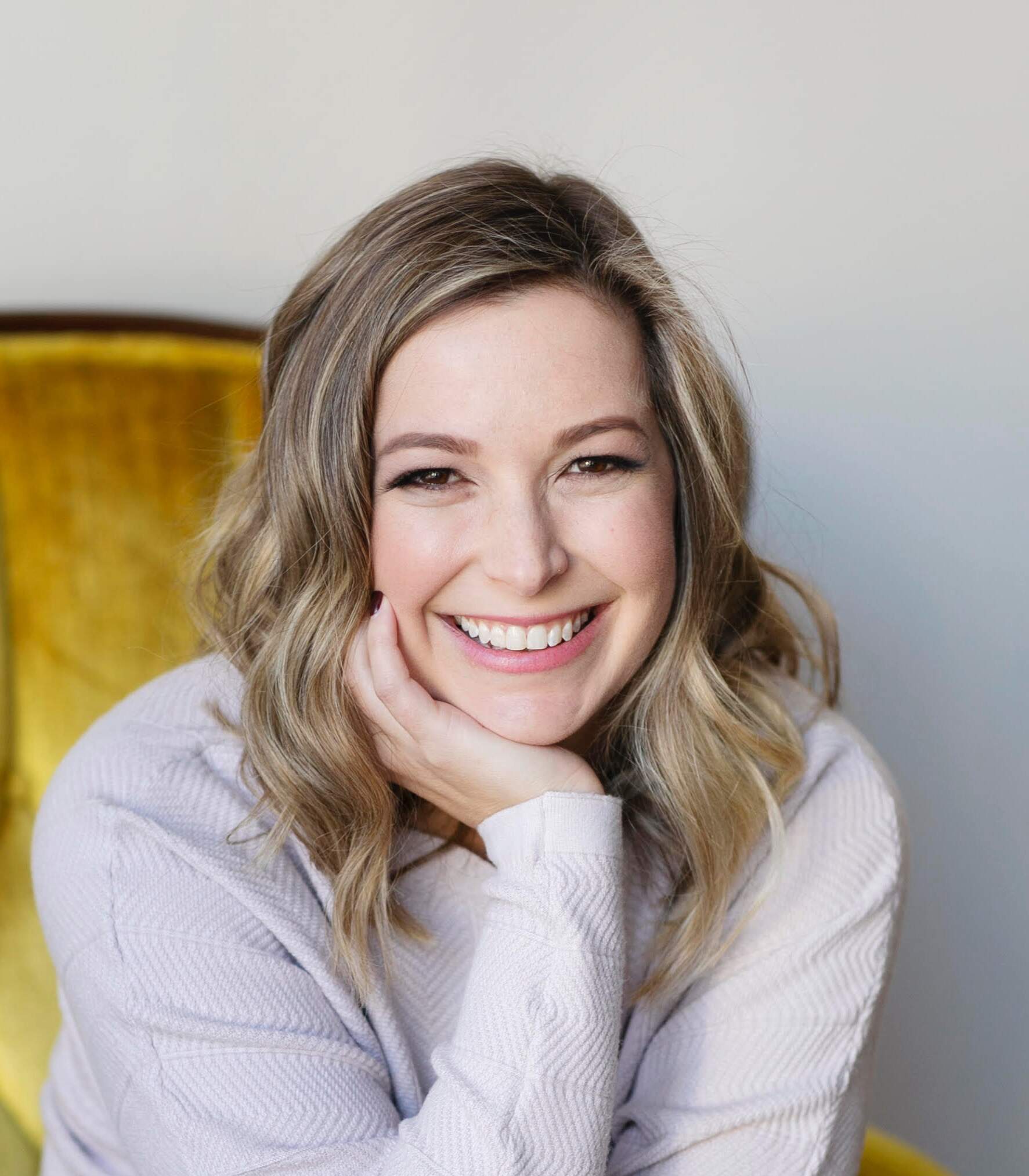 Headshot of Lindsay Hameroff