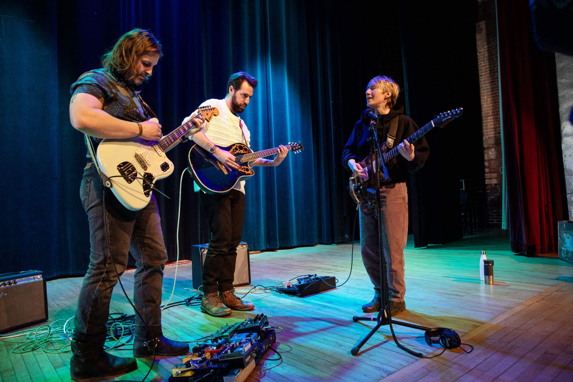 Cloudbelly playing on the stage at Shea Theater Arts Center in Turners Falls, Mass. (Robin Lubbock/WBUR)