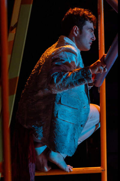 Jon Vellante in &quot;Beyond Words&quot; at Central Square Theater. (Courtesy Maggie Hall)