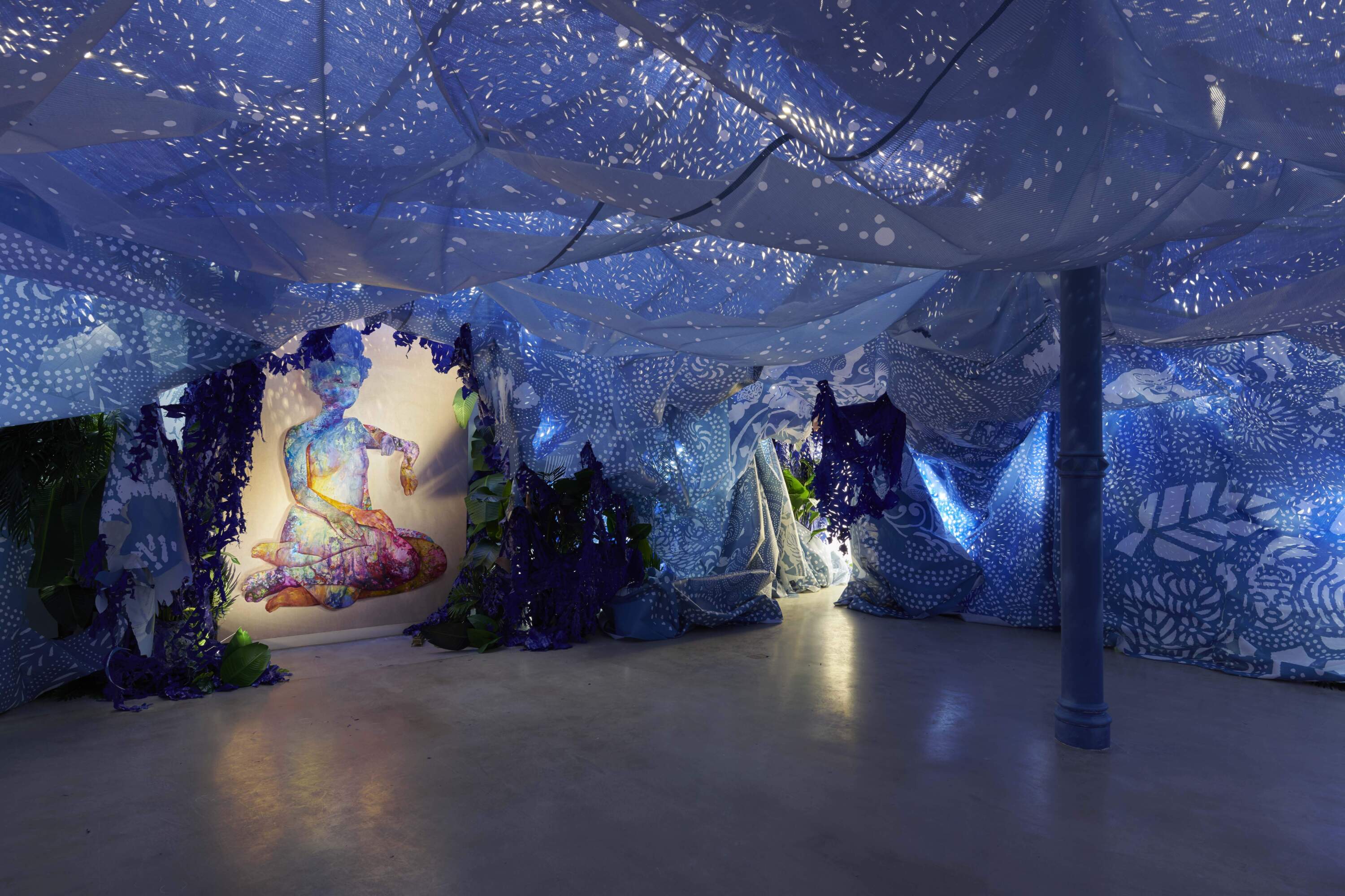 Installation view of Firelei Báez's "A Drexcyen chronocommons (To win the war you fought it sideways)" (2019). (Courtesy the artist and Hauser & Wirth, New York; photo by Phoebe d’Heurle)