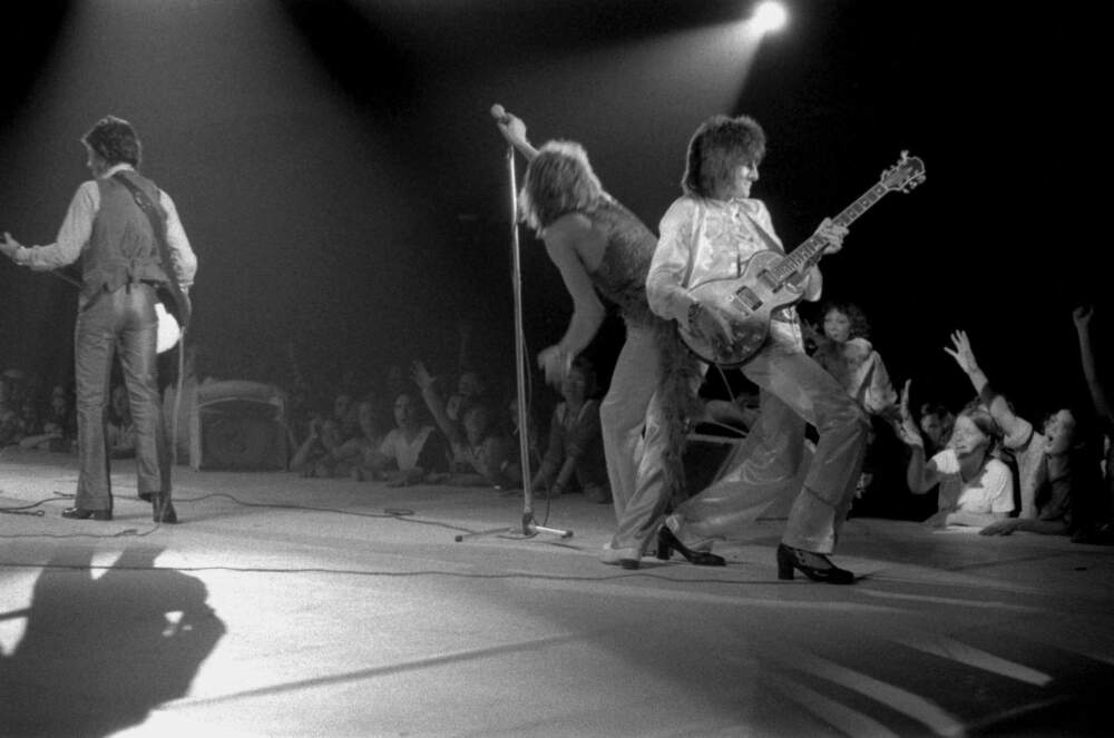 Ron Wood and Rod Stewart on stage, from the Charles Daniels collection (Courtesy Susan Berstler)