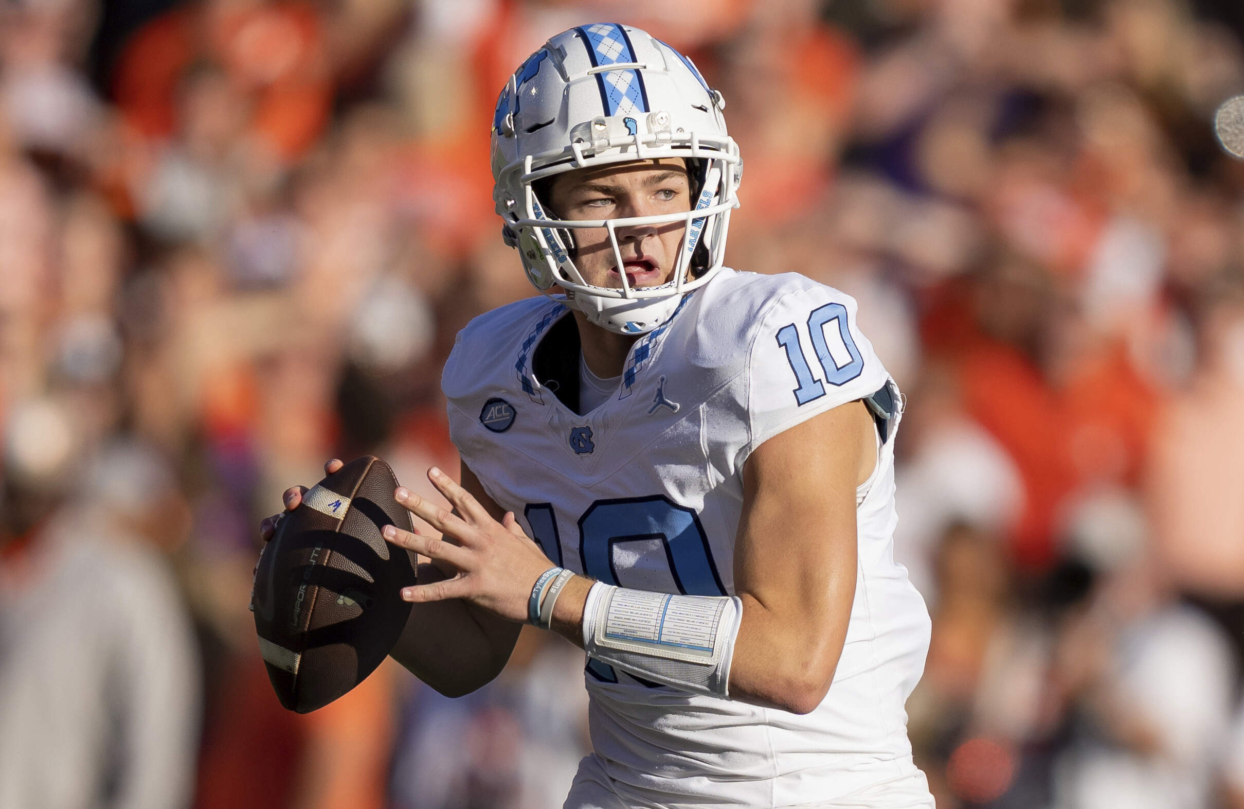 North Carolina quarterback Drake Maye (10) plays during the first half of an NCAA college football game in Clemson, S.C. (Jacob Kupferman/AP)